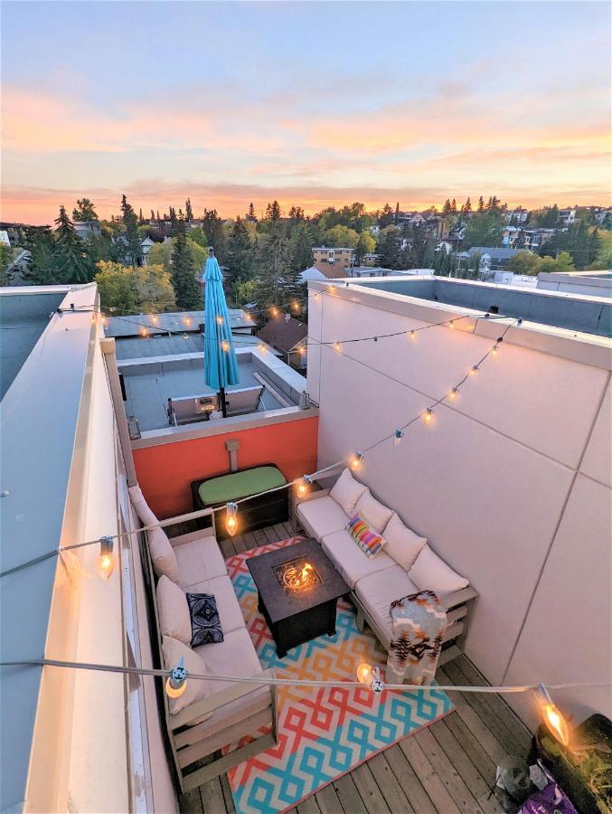 Monki Di Executive Suites - Glas - Luxury Inner City Home 3 Min To Downtown W Private Rooftop Patio Fireplace Калгари Экстерьер фото